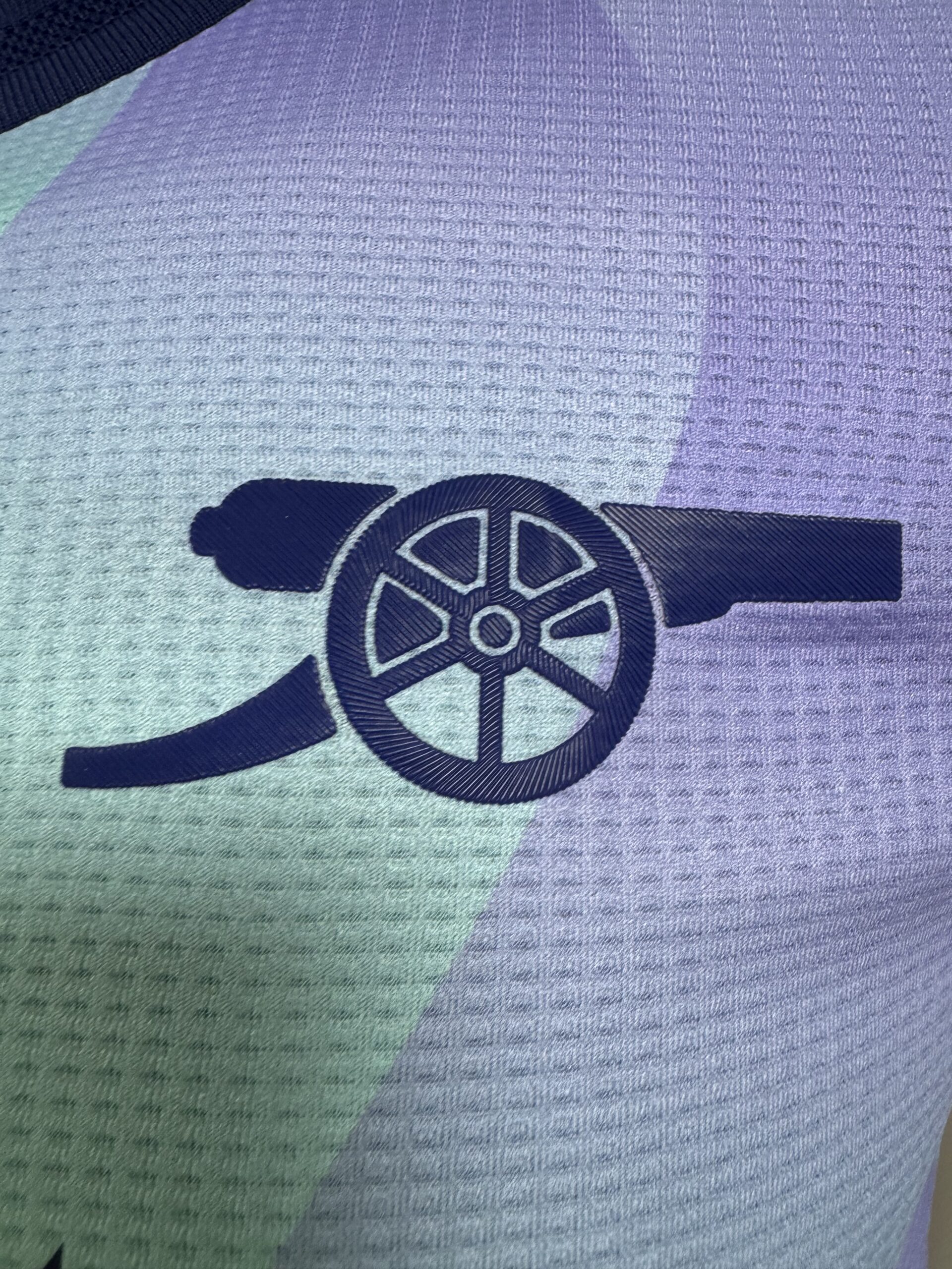 ARSENAL VISITANTE VERSIONPLAYER 2025 - Imagen 6