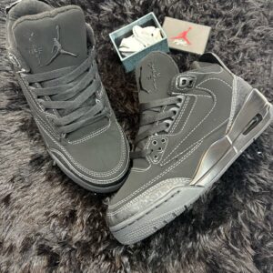 JORDAN R 3 TRAVIS SCOT AAA DAMA Negra