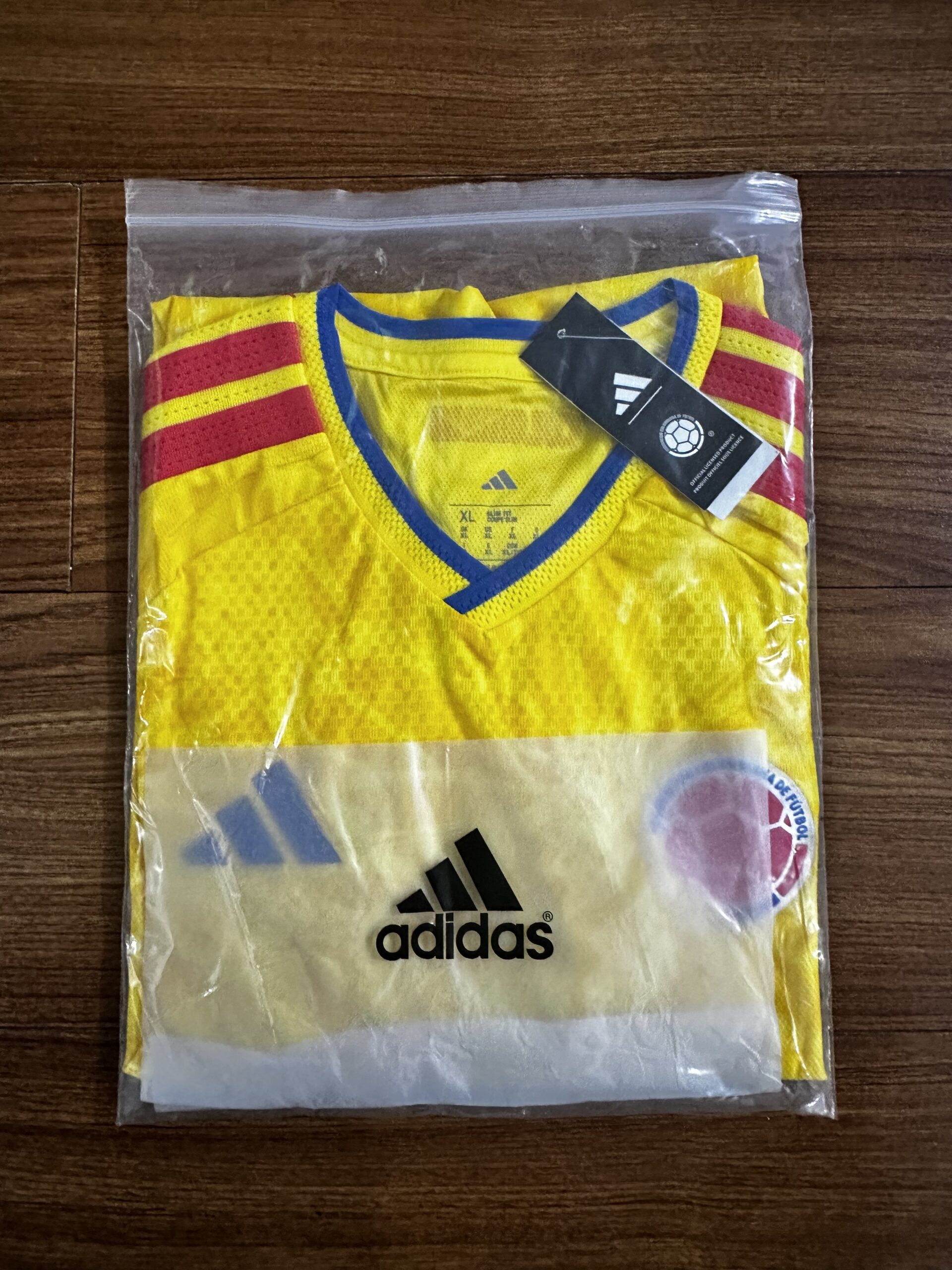 CAMISETA COLOMBIA MUJER MUNDIAL 2026 - Imagen 3