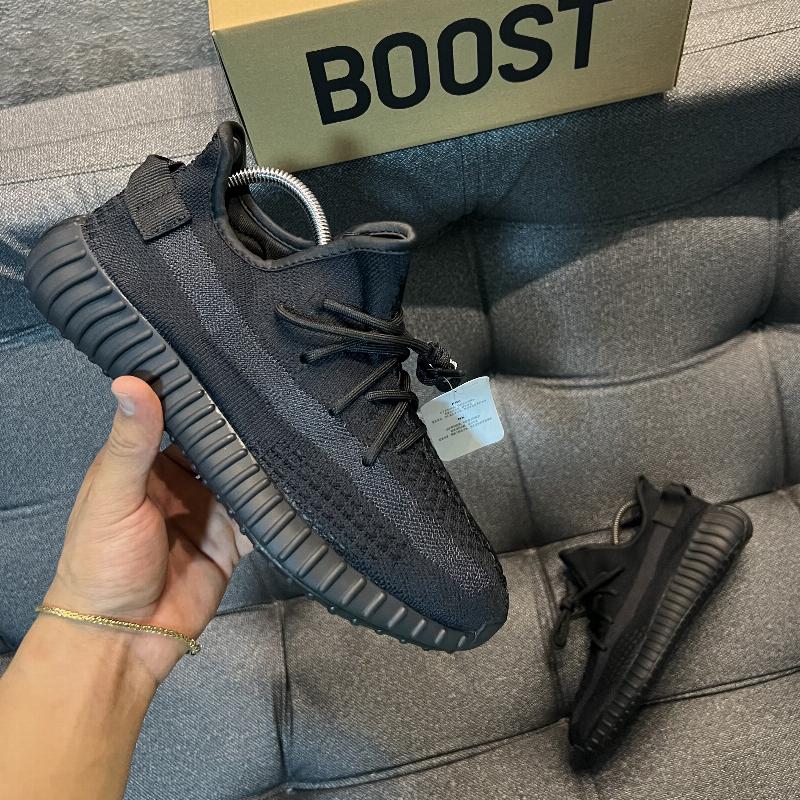 zapatos adidas yezzy 350 negros - Imagen 2