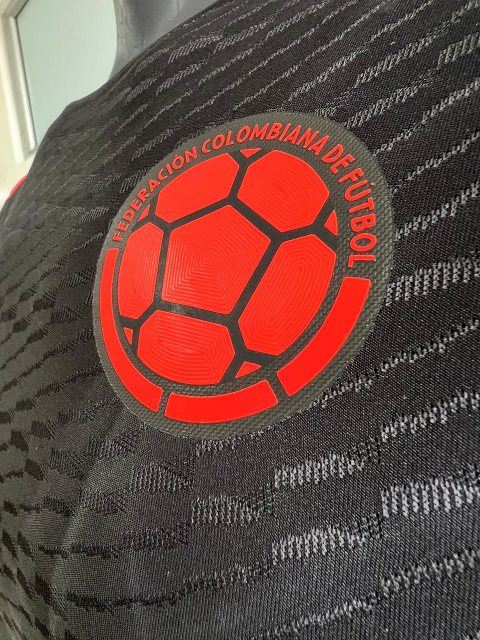 CAMISETA COLOMBIA ELIMINATORIA NEGRA2025 - Imagen 3