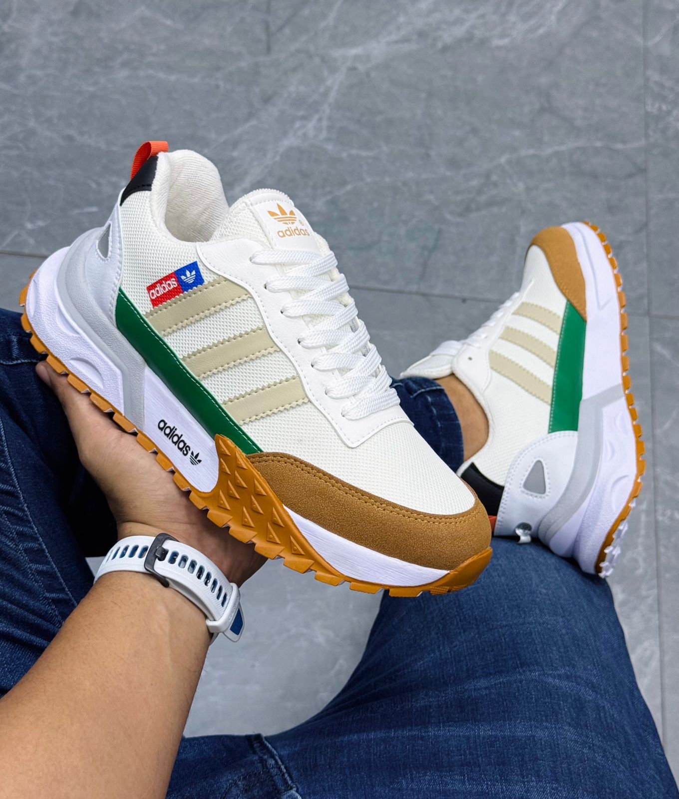Tenis Adidas