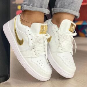 Bellos Nike Paris Mt Blanco Dorado